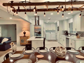 Great Home 3 beds 2 Bath 3 min local Beach, Bikes